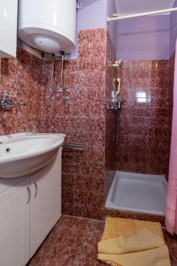 Apartments With A Parking Space Kraj, Pasman - 8457 Tkon Exterior photo