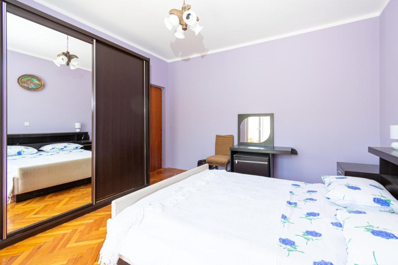 Apartments With A Parking Space Kraj, Pasman - 8457 Tkon Exterior photo